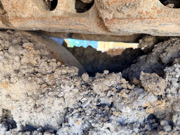 2010-caterpillar-328d-image-77