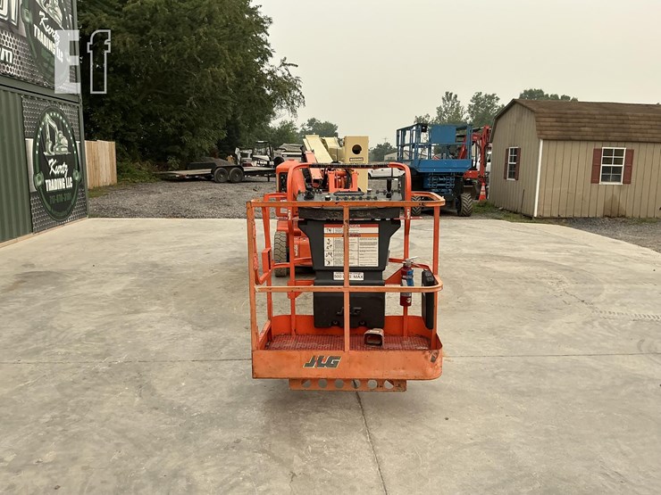 2007-jlg-e400ajpn-image-7