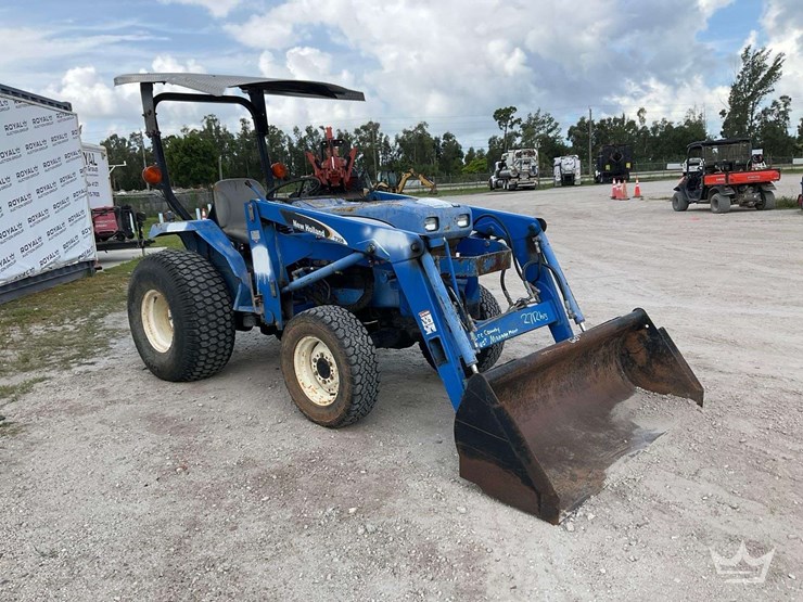 new-holland-tc30-image-2