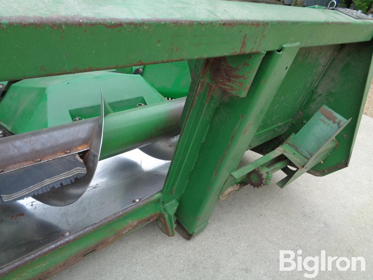 john-deere-444-image-10