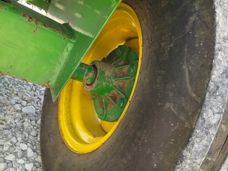 john-deere-348-image-34