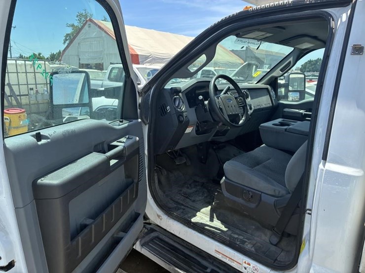 2016-ford-f450-image-16