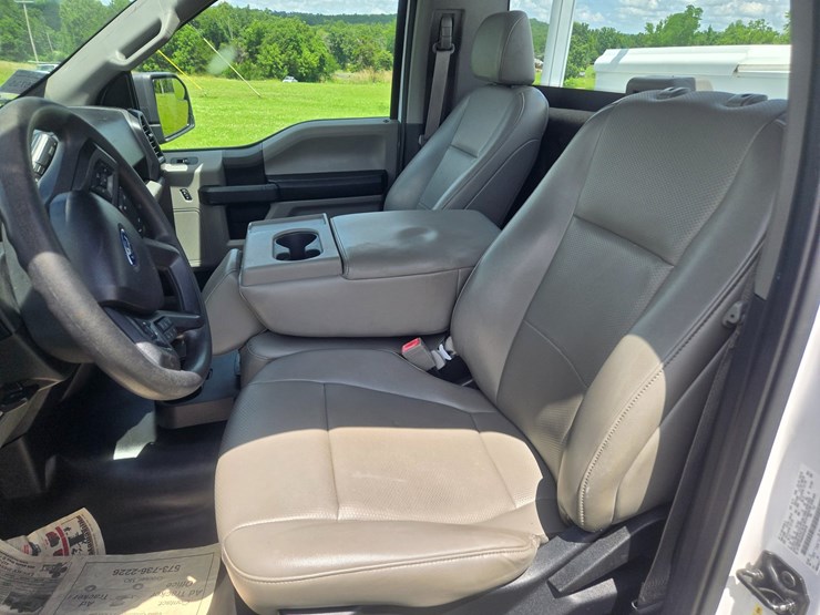 2019-ford-f150-image-31
