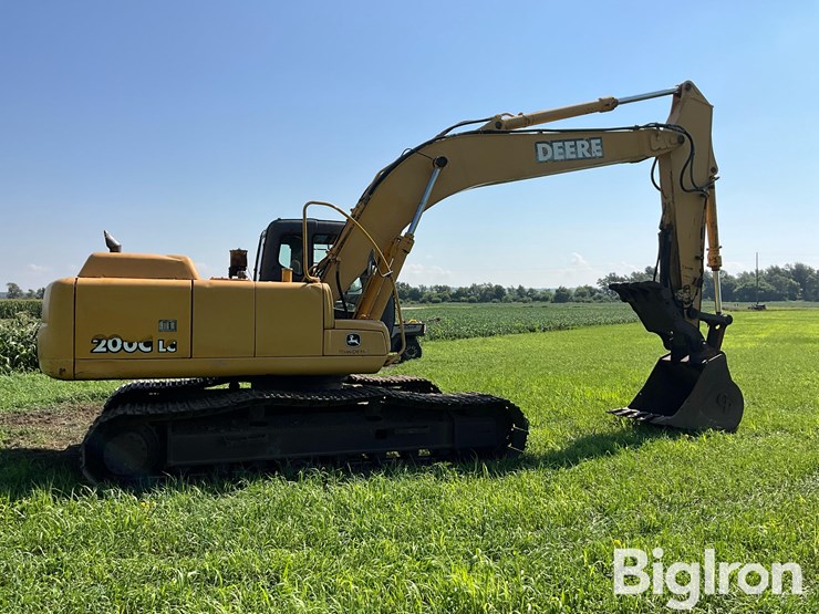 2006-deere-200c-lc-image-4
