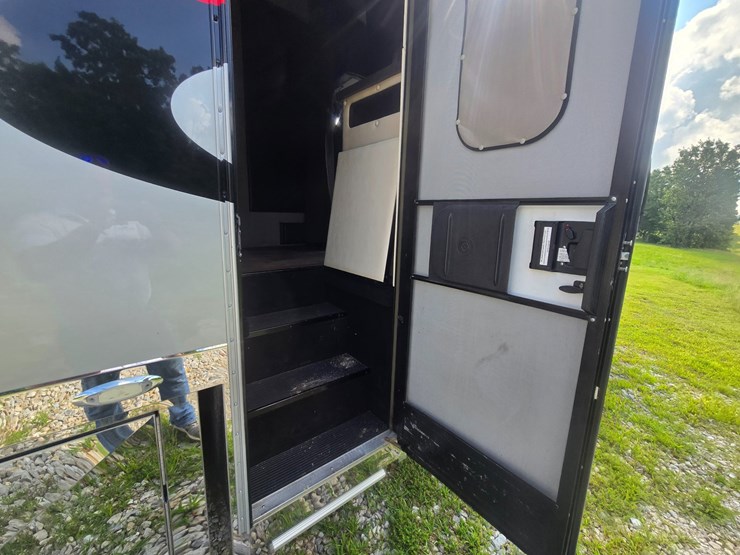 2019-kenworth-t880-image-104
