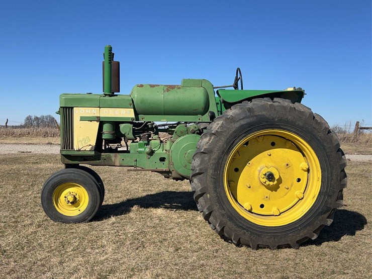 john-deere-720-image-2