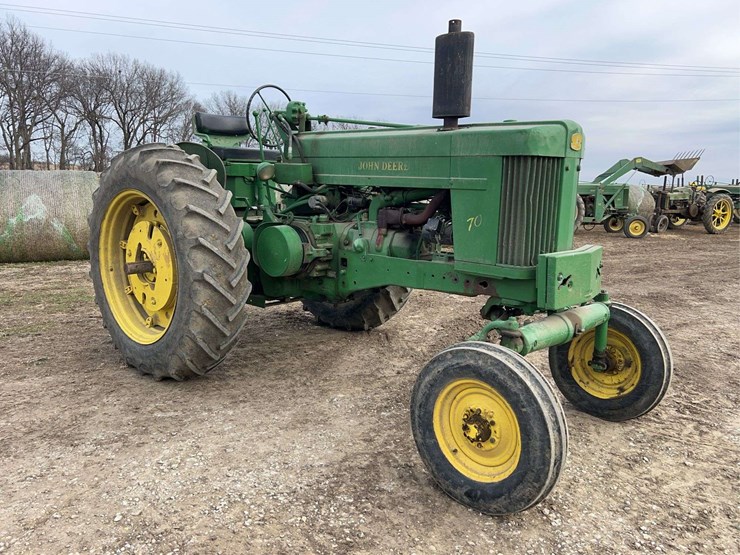 john-deere-70-image-7
