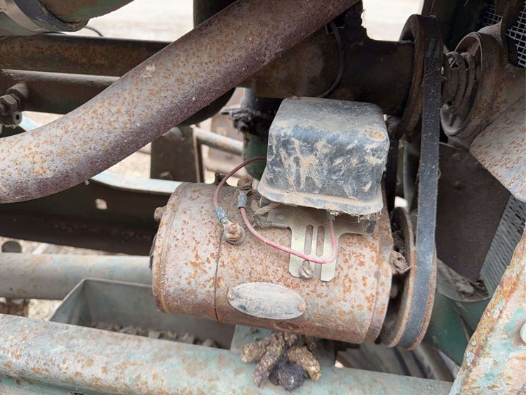 john-deere-b-image-22