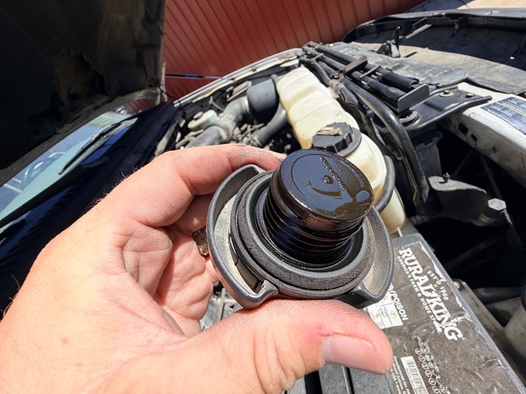 2003-ford-f550-image-38