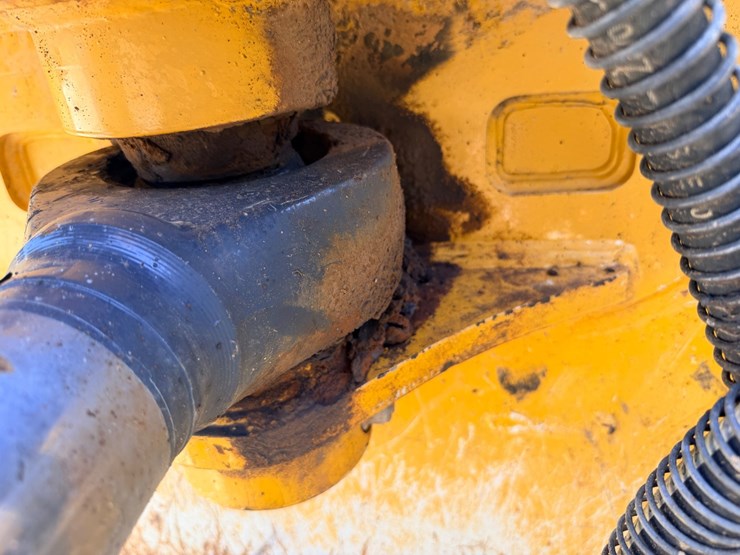 2017-deere-950k-image-187