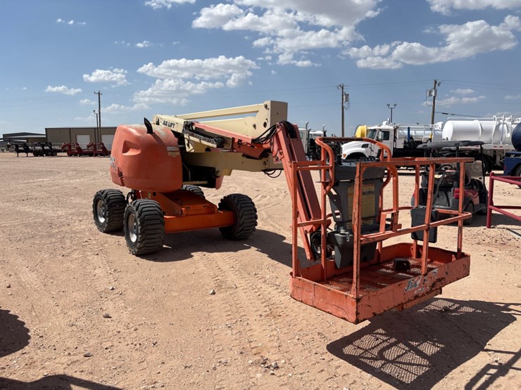2007-jlg-450aj-image-1