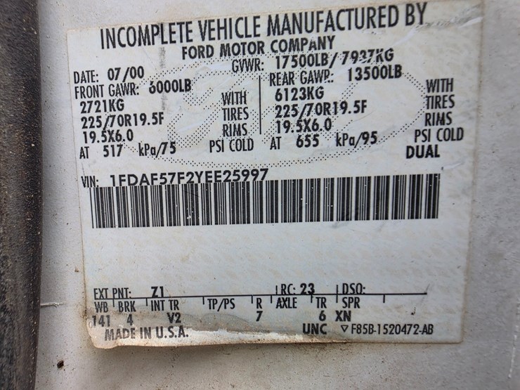 2000-ford-f550-image-46