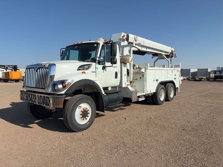 2009-international-workstar-7400-image-1