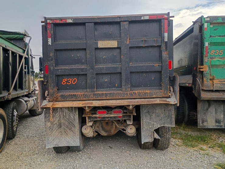 1995-freightliner-fld120-image-7