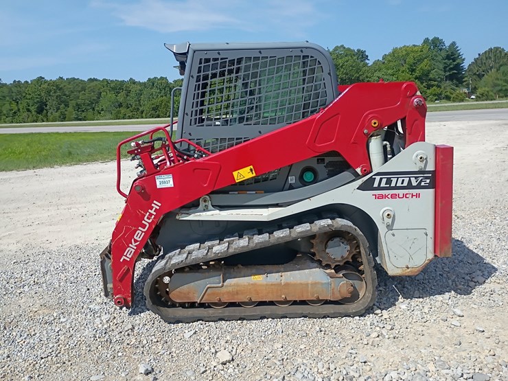 2023-takeuchi-tl10v2-image-3