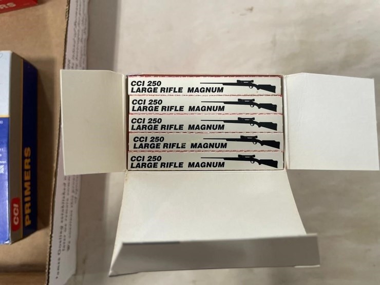 950-+/--cci-large-rifle-primers-image-4