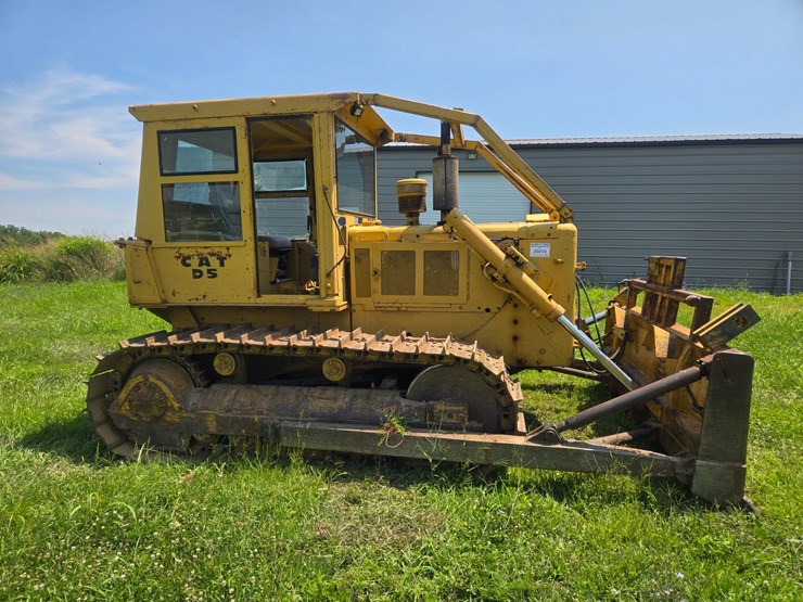 caterpillar-d5-image-16