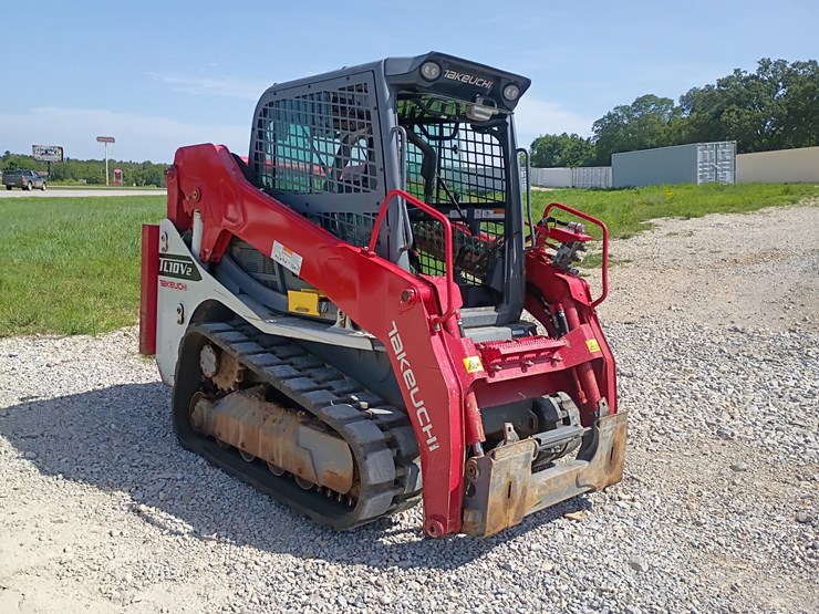 2023-takeuchi-tl10v2-image-13