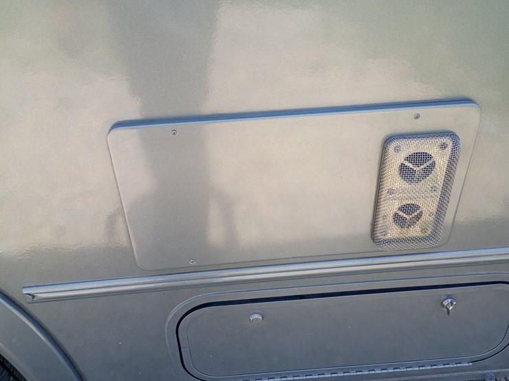 2005-ford-e450-image-126