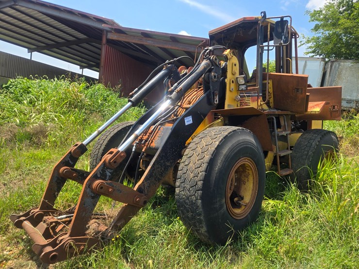 caterpillar-it38f-image-1