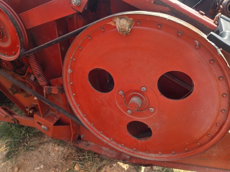 hesston-1110-image-26