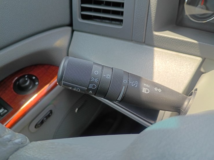 2007-jeep-grand-cherokee-image-49