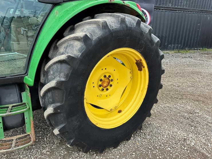2010-john-deere-6430-image-13