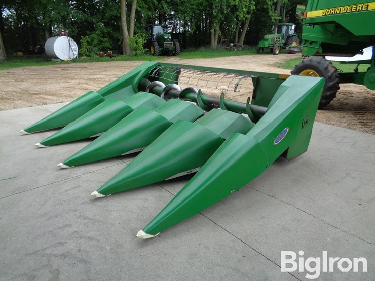 john-deere-444-image-1