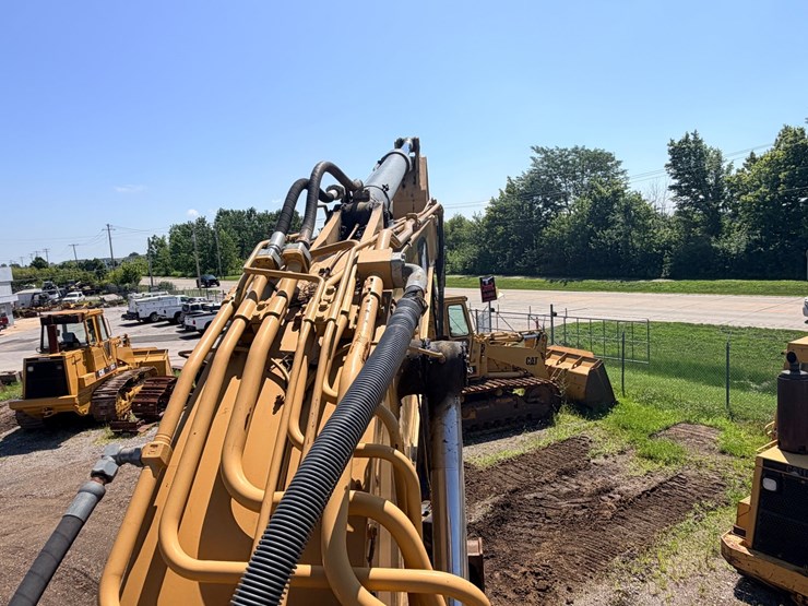 2010-caterpillar-328d-image-162