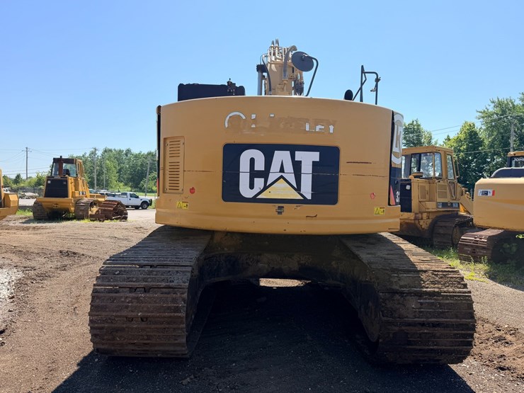 2010-caterpillar-328d-image-8