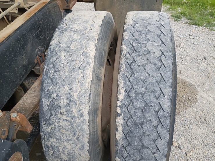 #24861-•-1988-freightliner-flc-dump-truck-image-107