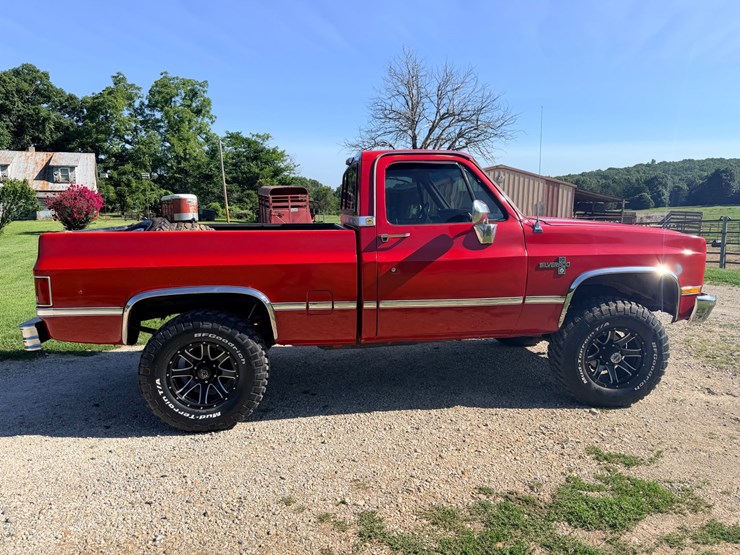 1986-chevrolet-k10-image-11