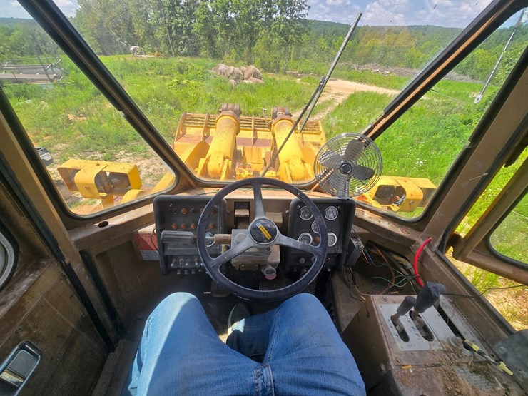 1980-caterpillar-988b-image-40