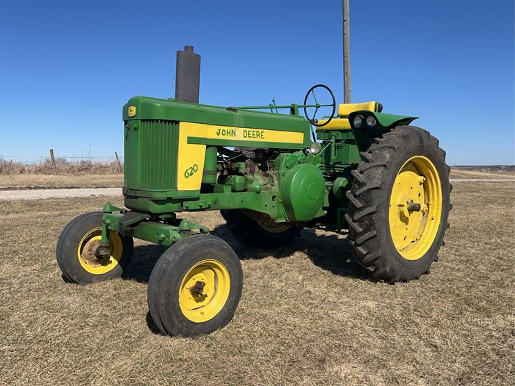 john-deere-620-image-1