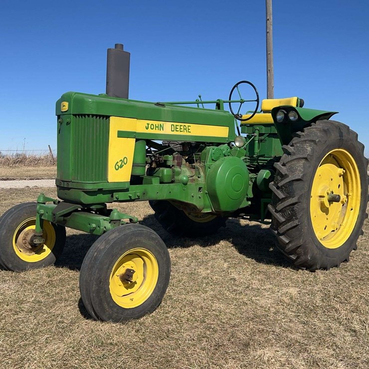 JOHN DEERE 620