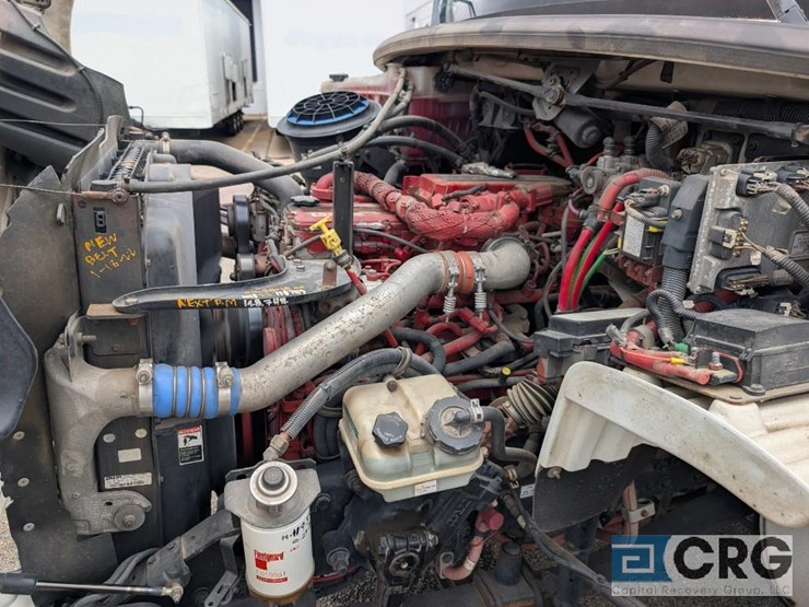 2012-freightliner-m2-stakebed-truck-image-11