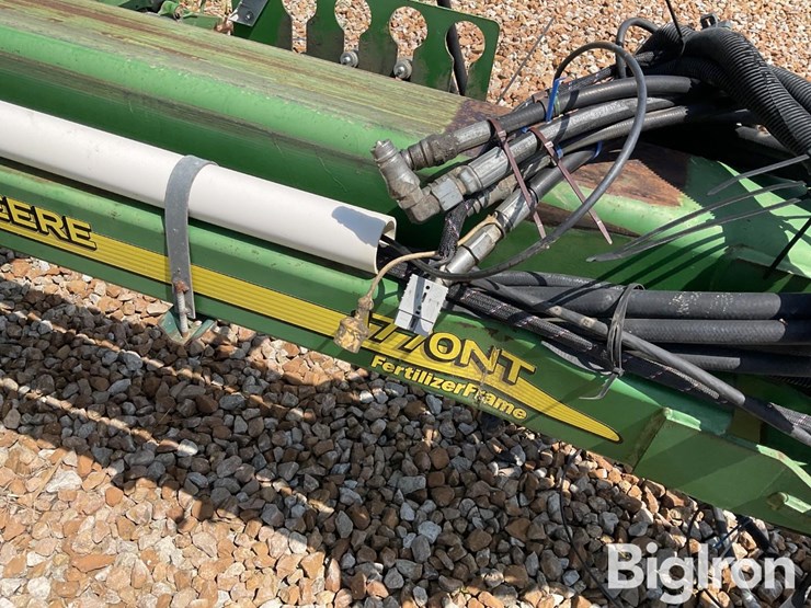 2010-john-deere-1770nt-image-11