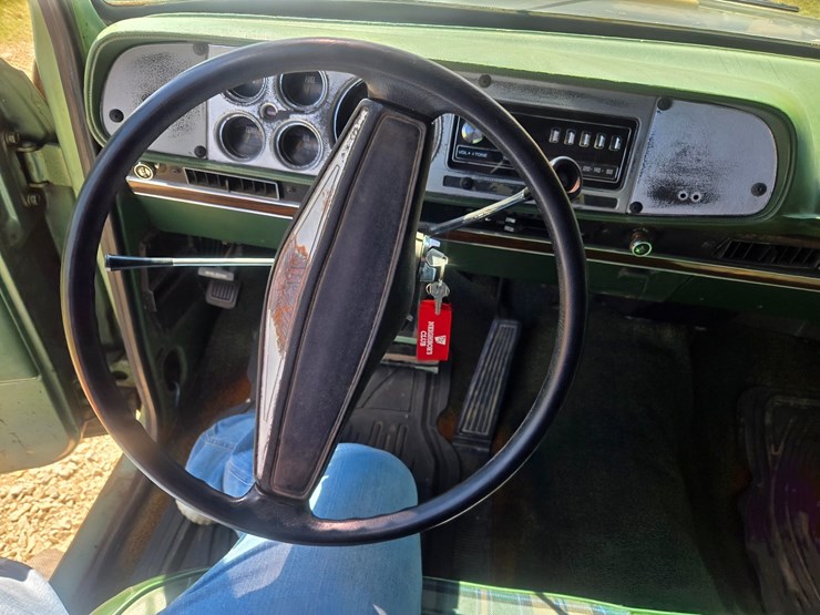1977-dodge-150-image-32