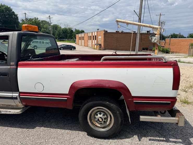 1993-chevrolet-k2500-image-68