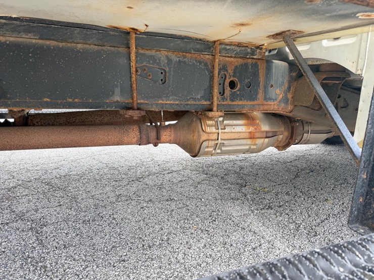 2010-ford-f550-image-119