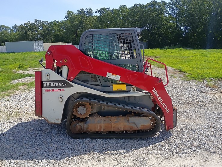2023-takeuchi-tl10v2-image-11