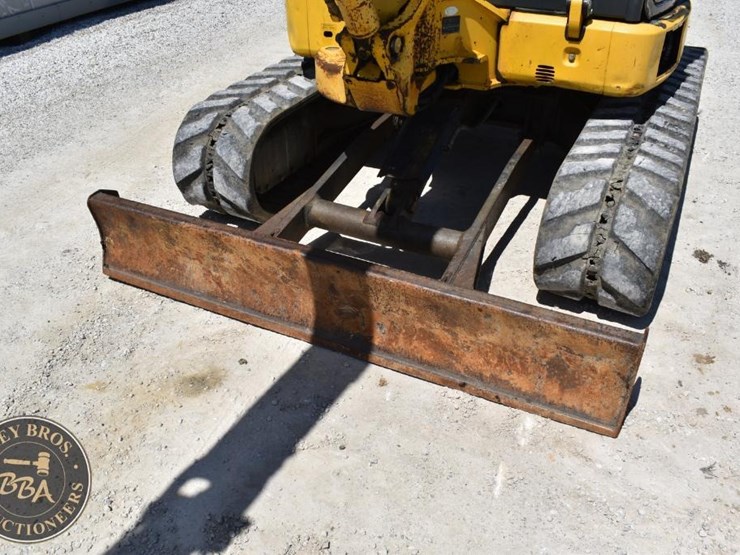 2016-komatsu-pc55mr-5-image-30