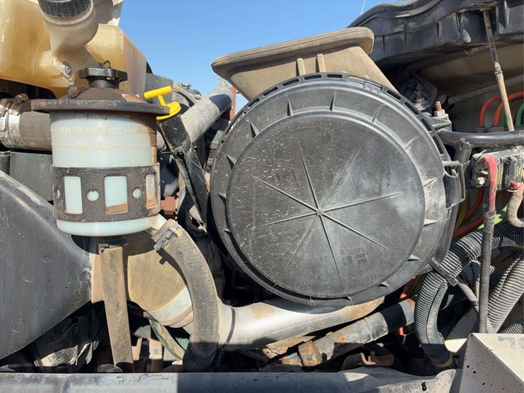 2009-international-workstar-7400-image-47
