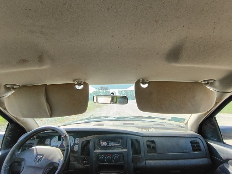 2003-dodge-ram-3500-image-53