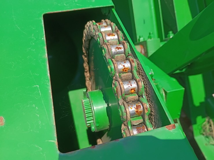 john-deere-348-image-17