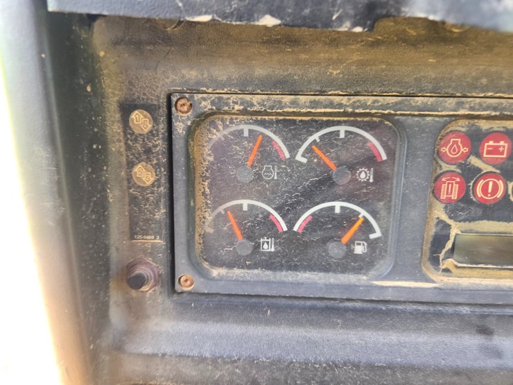 caterpillar-d6m-image-37
