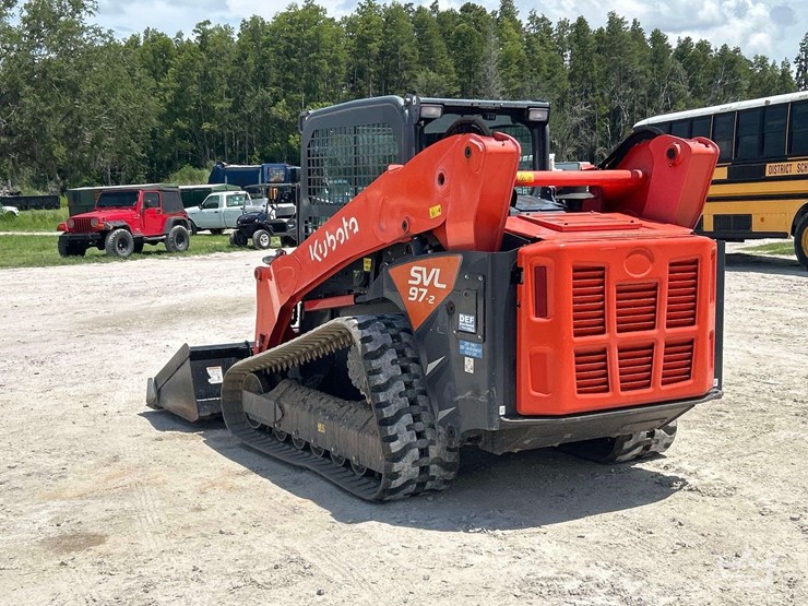 kubota-svl97-2-compact-track-loader-skid-steer-image-4