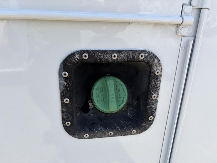 2013-ford-f550-image-6