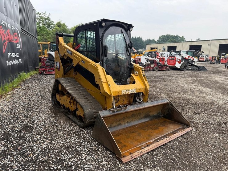 2022-caterpillar-259d3-image-6