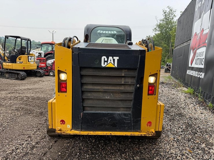2015-caterpillar-279d-image-3
